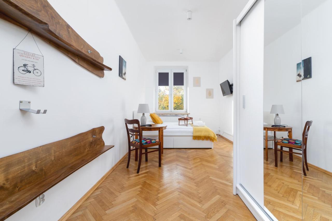 Old Town Apartments Basztowa By Renters Krakkó Kültér fotó